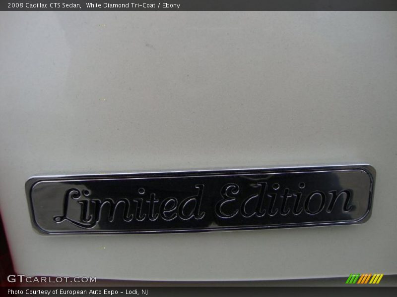 White Diamond Tri-Coat / Ebony 2008 Cadillac CTS Sedan