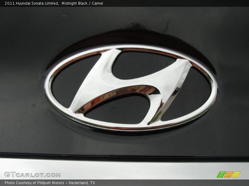 Midnight Black / Camel 2011 Hyundai Sonata Limited