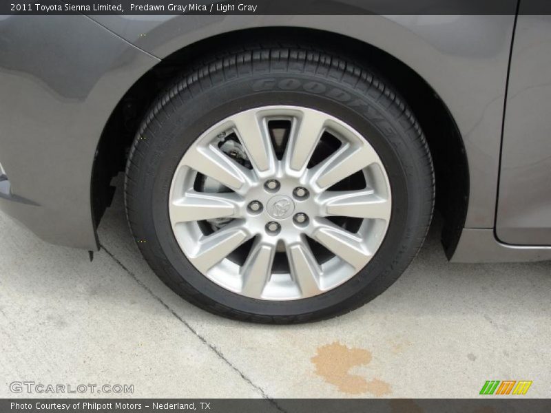 Predawn Gray Mica / Light Gray 2011 Toyota Sienna Limited