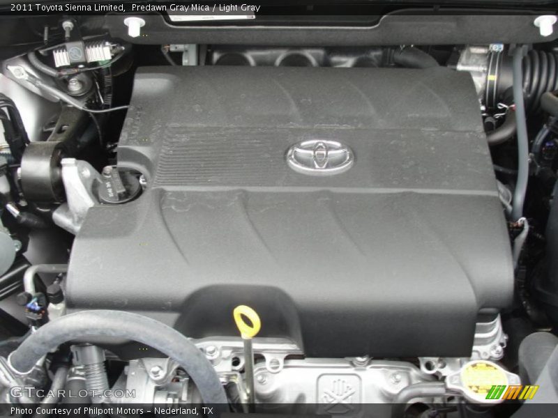 Predawn Gray Mica / Light Gray 2011 Toyota Sienna Limited