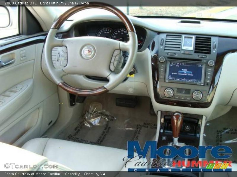 Light Platinum / Shale/Cocoa 2008 Cadillac DTS