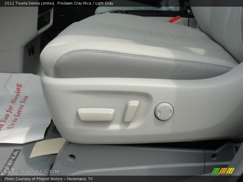 Predawn Gray Mica / Light Gray 2011 Toyota Sienna Limited