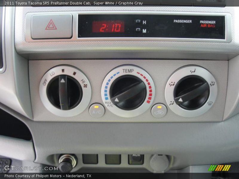 Controls of 2011 Tacoma SR5 PreRunner Double Cab