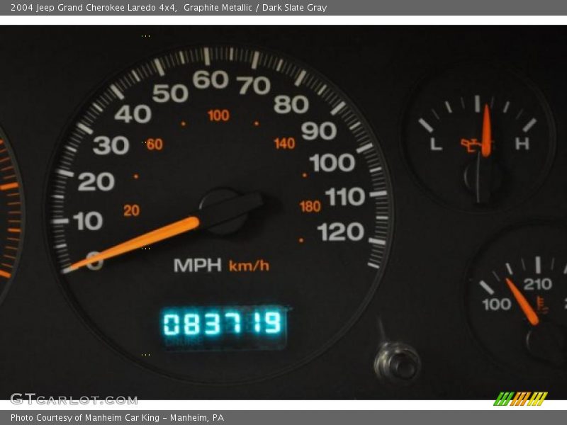 Graphite Metallic / Dark Slate Gray 2004 Jeep Grand Cherokee Laredo 4x4