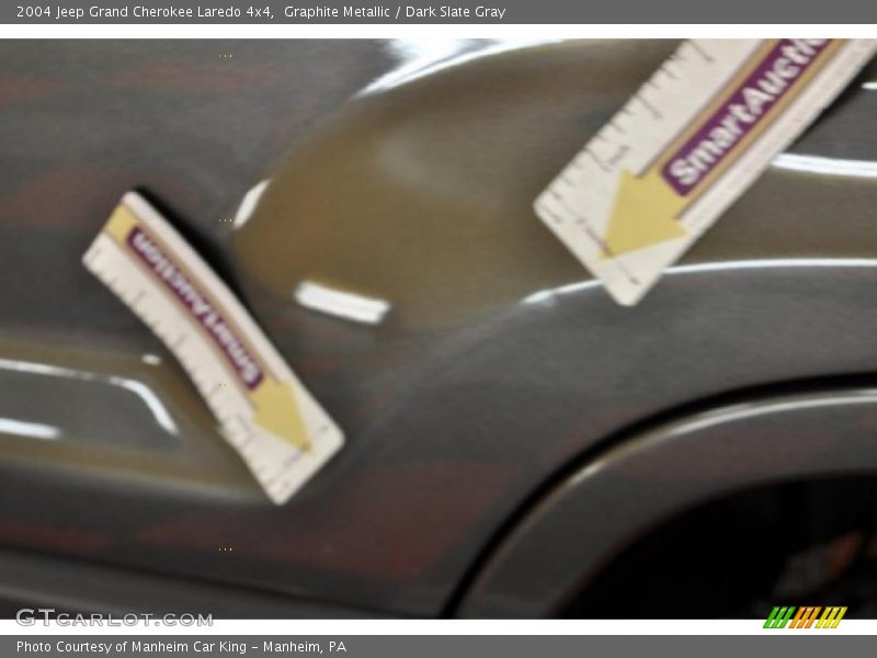 Graphite Metallic / Dark Slate Gray 2004 Jeep Grand Cherokee Laredo 4x4
