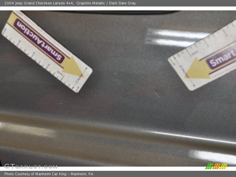 Graphite Metallic / Dark Slate Gray 2004 Jeep Grand Cherokee Laredo 4x4