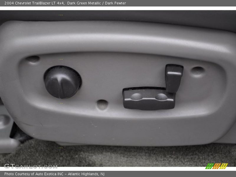 Dark Green Metallic / Dark Pewter 2004 Chevrolet TrailBlazer LT 4x4
