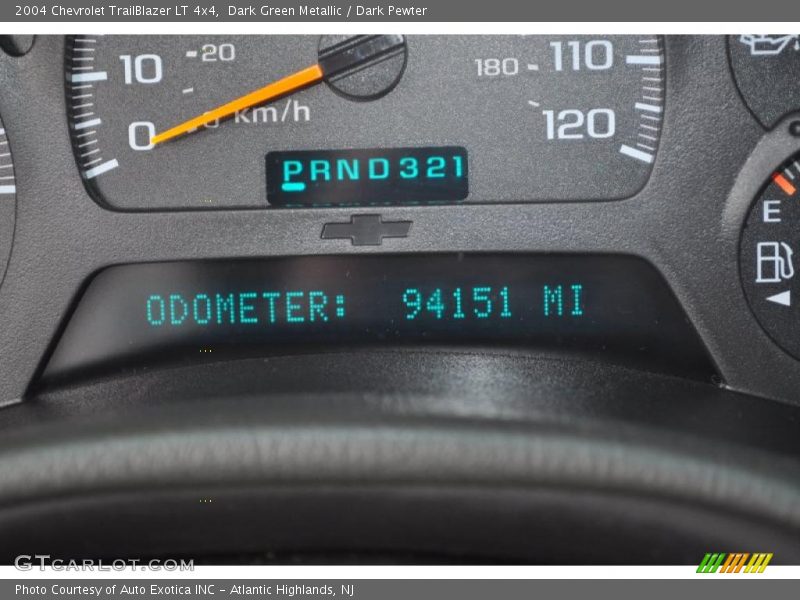 Dark Green Metallic / Dark Pewter 2004 Chevrolet TrailBlazer LT 4x4