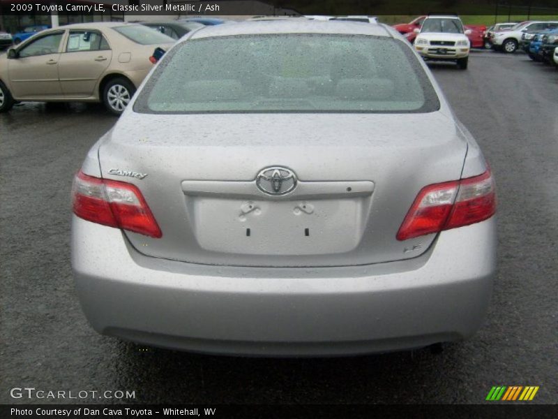 Classic Silver Metallic / Ash 2009 Toyota Camry LE