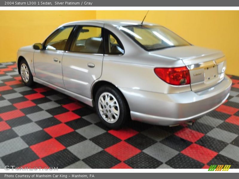 Silver Platinum / Gray 2004 Saturn L300 1 Sedan