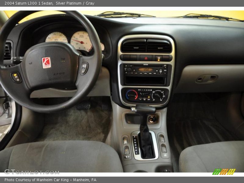 Silver Platinum / Gray 2004 Saturn L300 1 Sedan