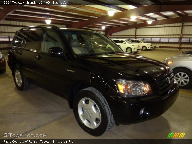 Black / Ash 2004 Toyota Highlander V6 4WD