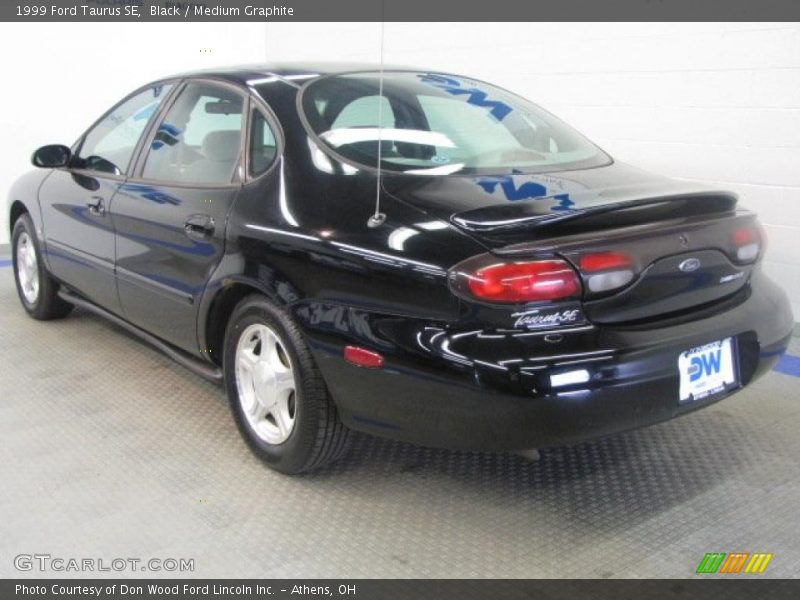 Black / Medium Graphite 1999 Ford Taurus SE