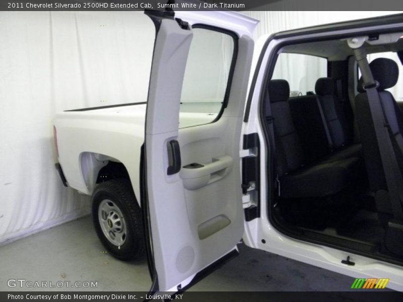 Summit White / Dark Titanium 2011 Chevrolet Silverado 2500HD Extended Cab
