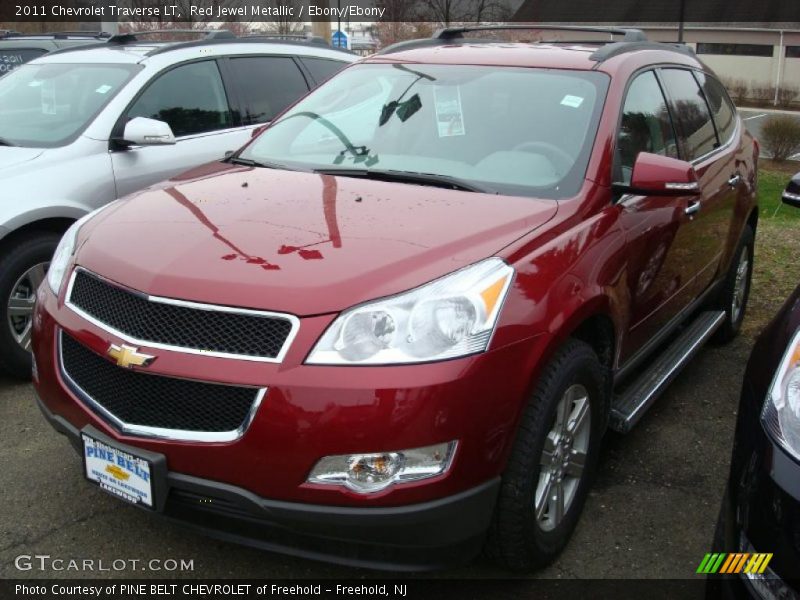 Red Jewel Metallic / Ebony/Ebony 2011 Chevrolet Traverse LT