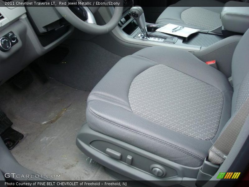 Red Jewel Metallic / Ebony/Ebony 2011 Chevrolet Traverse LT