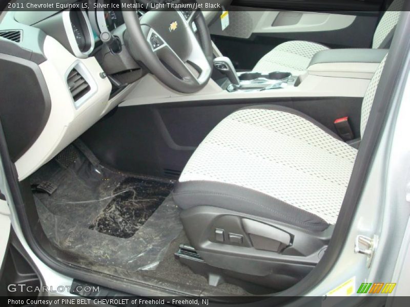 Silver Ice Metallic / Light Titanium/Jet Black 2011 Chevrolet Equinox LS