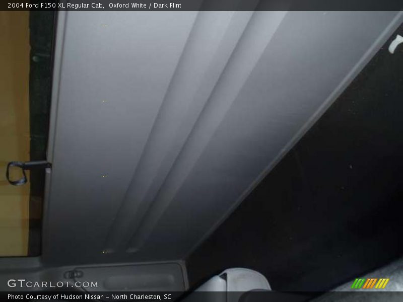 Oxford White / Dark Flint 2004 Ford F150 XL Regular Cab