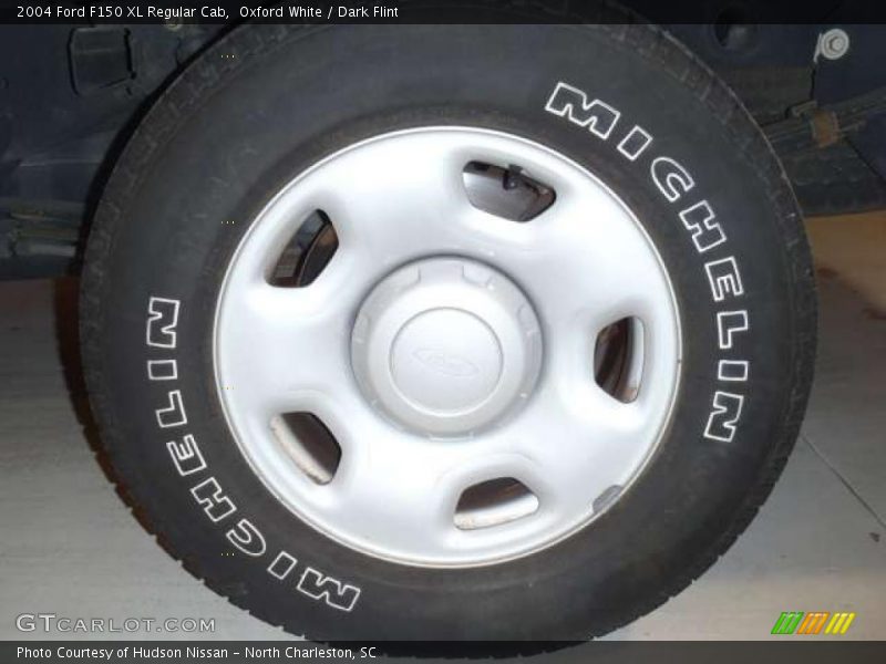 Oxford White / Dark Flint 2004 Ford F150 XL Regular Cab