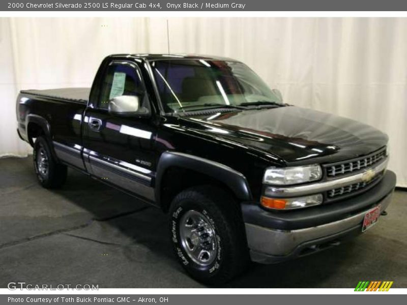 Onyx Black / Medium Gray 2000 Chevrolet Silverado 2500 LS Regular Cab 4x4