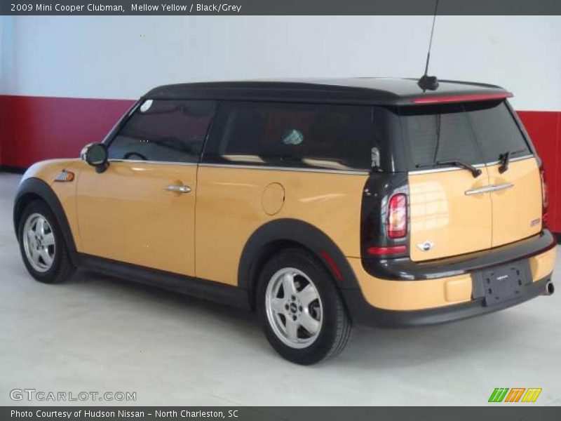 Mellow Yellow / Black/Grey 2009 Mini Cooper Clubman