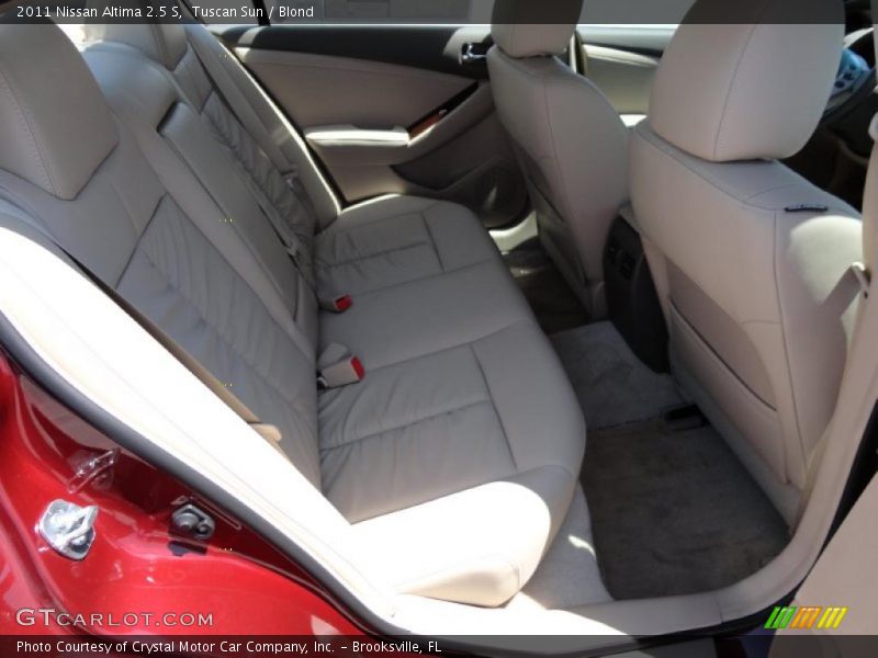 Tuscan Sun / Blond 2011 Nissan Altima 2.5 S