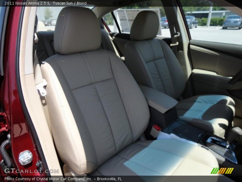 Tuscan Sun / Blond 2011 Nissan Altima 2.5 S