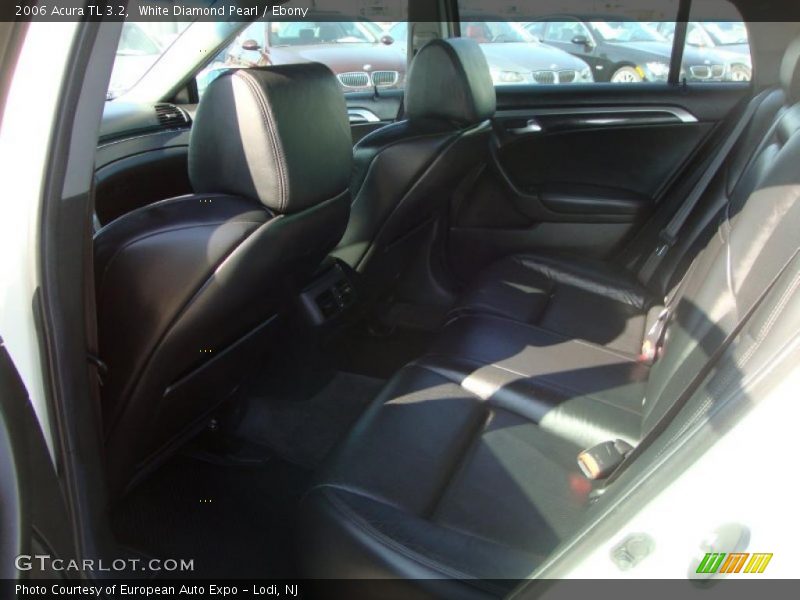 White Diamond Pearl / Ebony 2006 Acura TL 3.2