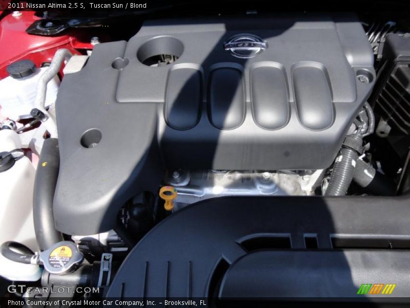 Tuscan Sun / Blond 2011 Nissan Altima 2.5 S