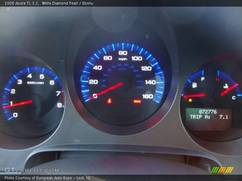 White Diamond Pearl / Ebony 2006 Acura TL 3.2