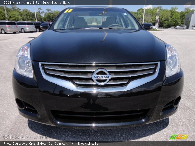 Super Black / Blond 2011 Nissan Altima 2.5 S