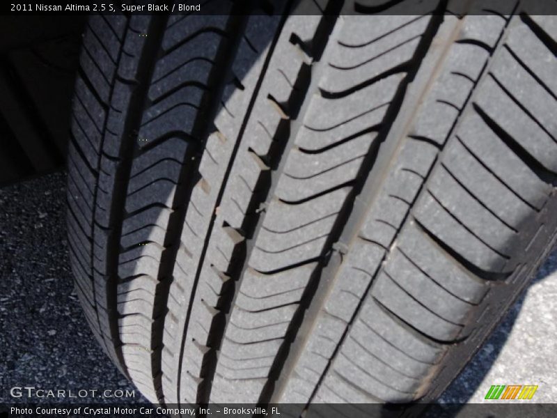 Super Black / Blond 2011 Nissan Altima 2.5 S