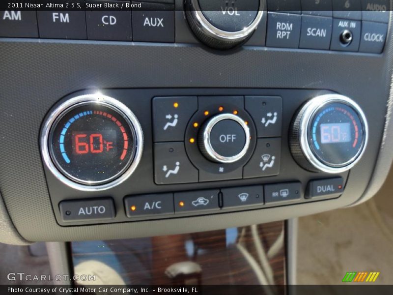 Super Black / Blond 2011 Nissan Altima 2.5 S