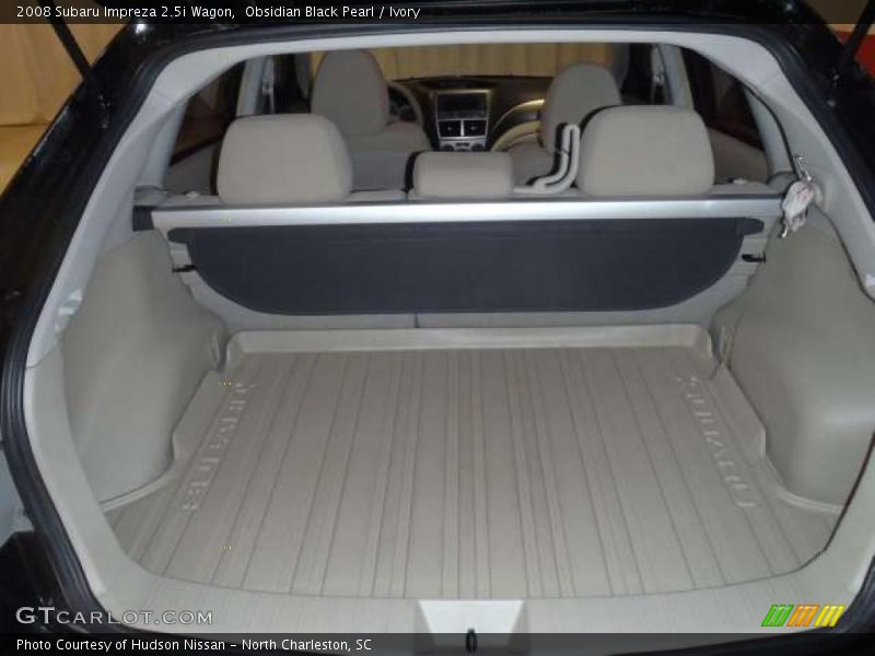 Obsidian Black Pearl / Ivory 2008 Subaru Impreza 2.5i Wagon