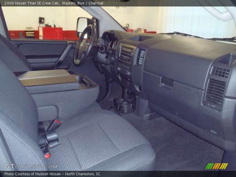 Majestic Blue / Charcoal 2009 Nissan Titan SE Crew Cab