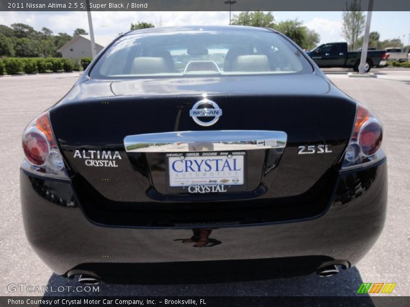 Super Black / Blond 2011 Nissan Altima 2.5 S