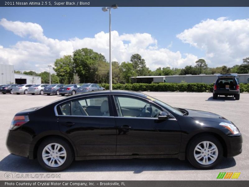 Super Black / Blond 2011 Nissan Altima 2.5 S