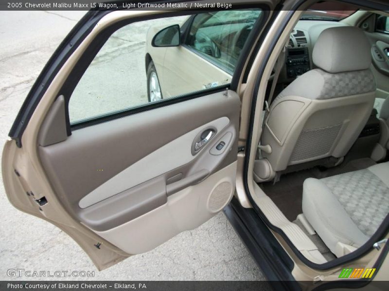 Light Driftwood Metallic / Neutral Beige 2005 Chevrolet Malibu Maxx LS Wagon
