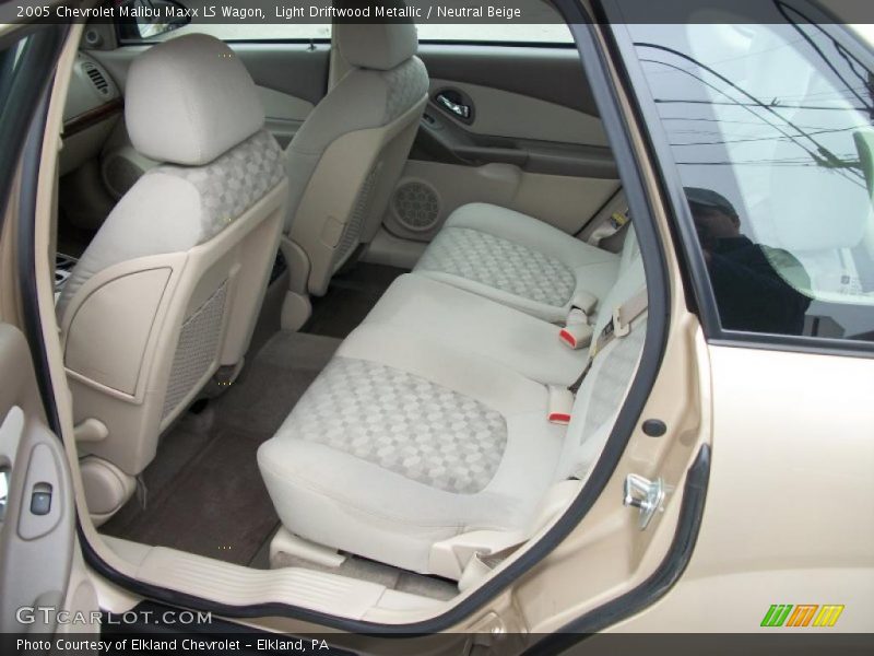  2005 Malibu Maxx LS Wagon Neutral Beige Interior