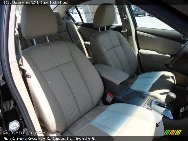 Super Black / Blond 2011 Nissan Altima 2.5 S