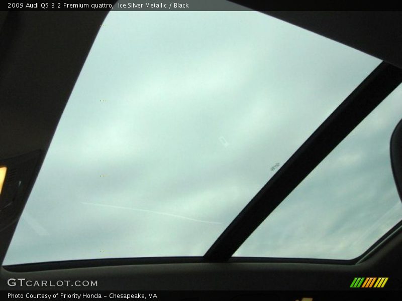 Sunroof of 2009 Q5 3.2 Premium quattro