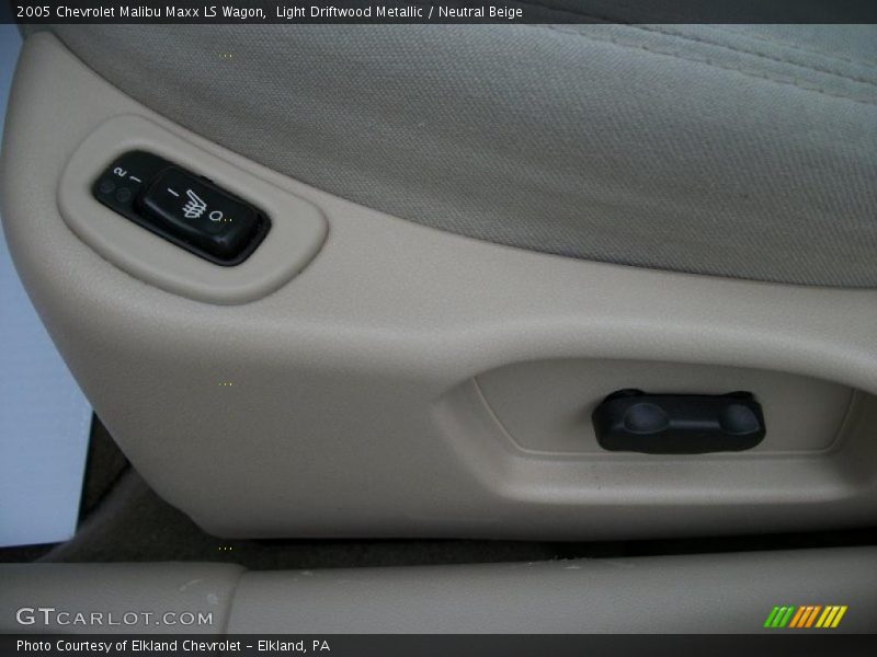 Light Driftwood Metallic / Neutral Beige 2005 Chevrolet Malibu Maxx LS Wagon