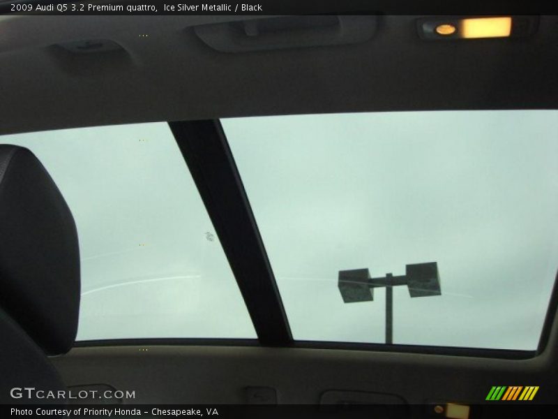 Sunroof of 2009 Q5 3.2 Premium quattro