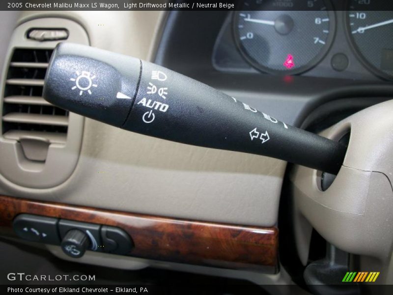 Controls of 2005 Malibu Maxx LS Wagon