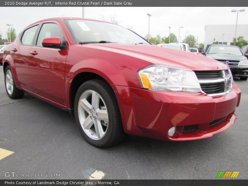 Front 3/4 View of 2010 Avenger R/T