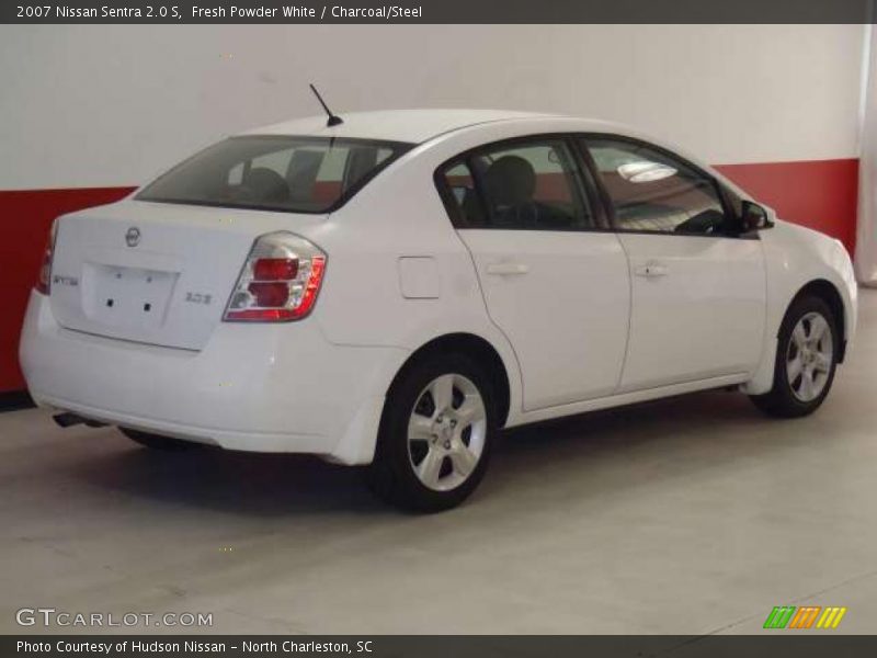 Fresh Powder White / Charcoal/Steel 2007 Nissan Sentra 2.0 S