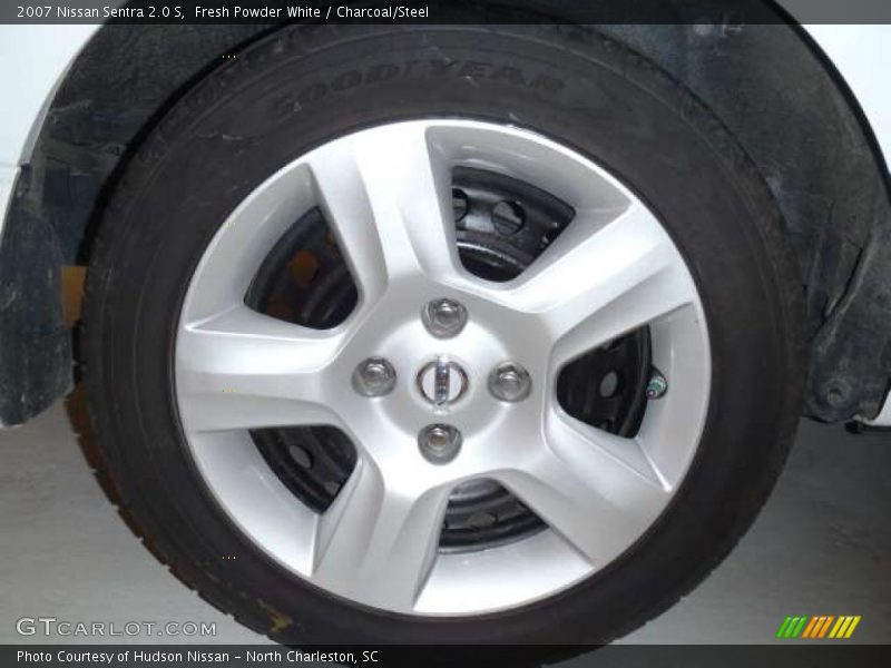 Fresh Powder White / Charcoal/Steel 2007 Nissan Sentra 2.0 S