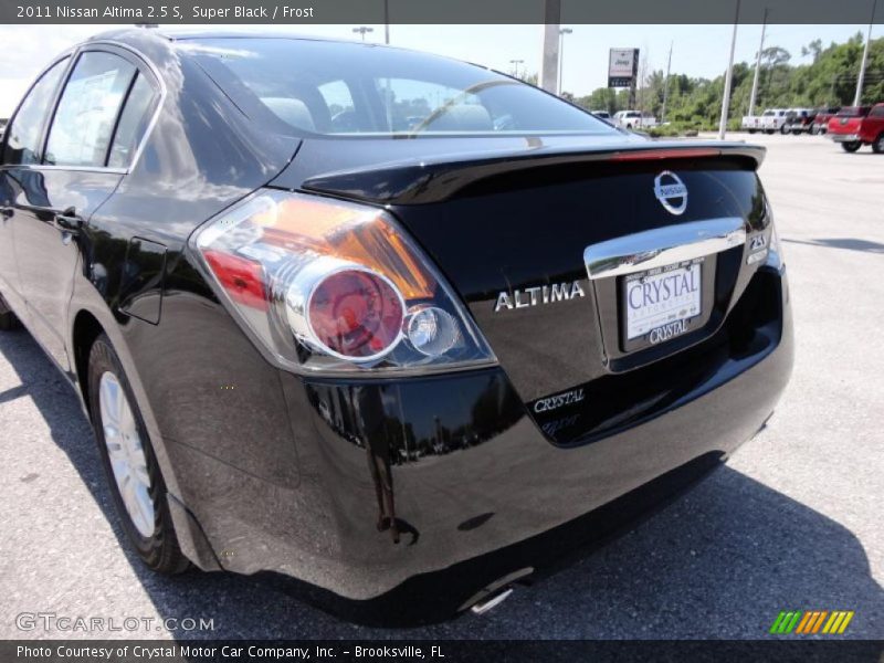 Super Black / Frost 2011 Nissan Altima 2.5 S