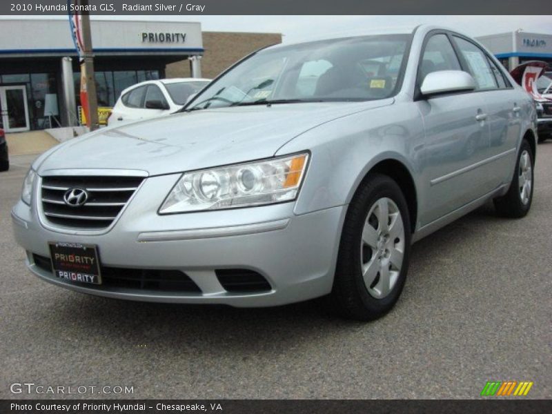 Radiant Silver / Gray 2010 Hyundai Sonata GLS