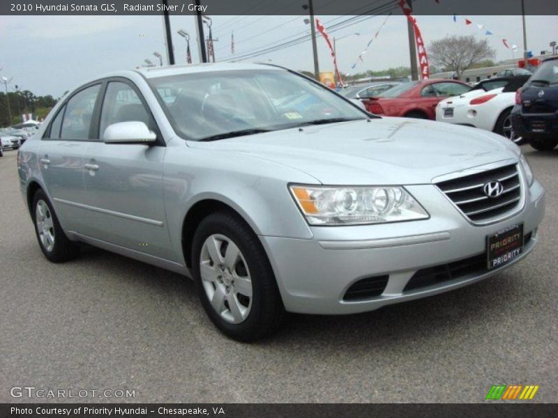 Radiant Silver / Gray 2010 Hyundai Sonata GLS